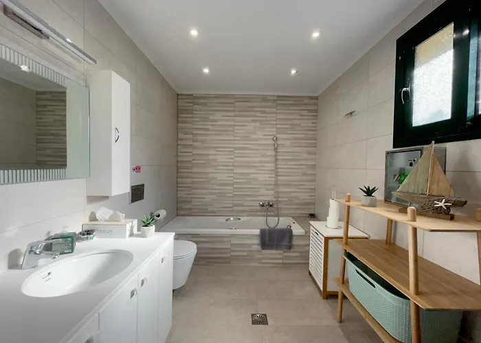 Heliophos Aitheria Villa