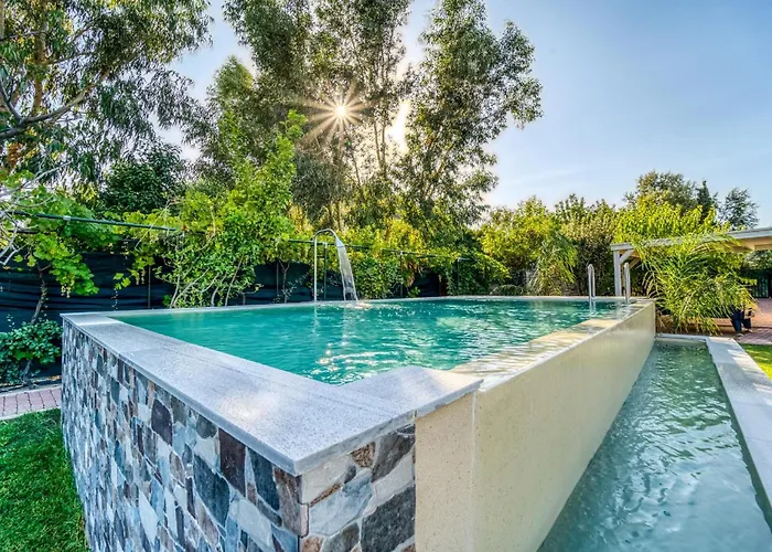 Heliophos Aitheria Villa *