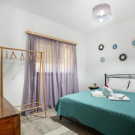 Heliophos Aitheria Villa